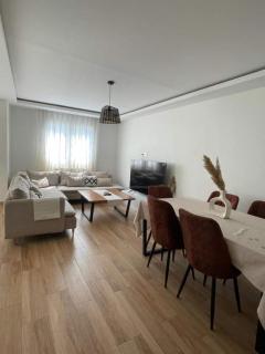 Appartement moderne Tala ouriene Bejaia route boulimat - 1