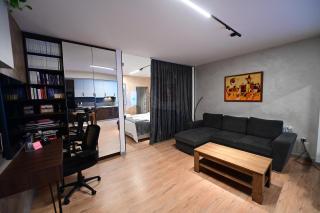 Garden Residence - 4