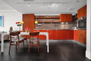 Coastal Elegance and Luxury by the Water - 8