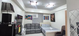 A&G Condotel at 101newport Right across NAIA T3 - 5