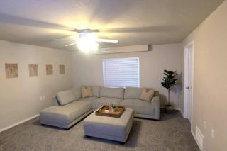 Best Location for Everything and brand new in Draper - 1