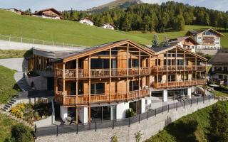Stylish Chalet Leifro in Canazei - 0
