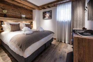 Luxury 3BR Duplex with Private Spa and Mountain Views - 1