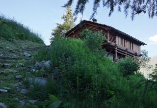 Luxury 4BR Chalet with Sauna and Garden - 0