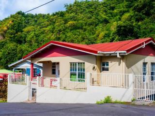 Verna's Corner House - 4