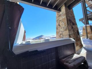 Un Riveled Views right off the mountain - 8