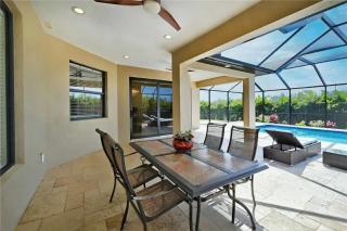 Private Pool Retreat, BBQ Grill and Pet Friendly - 6