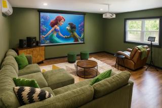 Castle Hills Escape 4BR with Pool n Game Room - 8