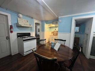 Fanciful, Comfy Private Room - Lourdes Hospital - 9