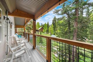 Silver Fork Chalet includes Hot Tub and 18 Beds - 1