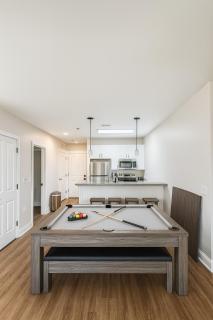 Stylish Condo 3 Bedroom with Pool Table - 5