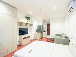 VIP-sky center- căn hộ rộng rãi, thoáng mát, yên tĩnh, tiện nghi đầy đủ - Hồ bơi miễn phí - 8