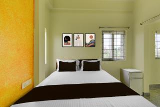 Hotel O Star Light Guest House - 8