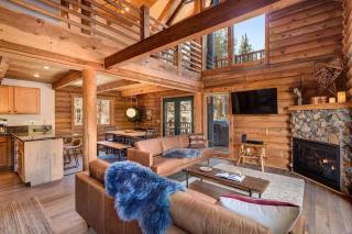 Warm And Luxurious Private Breckenridge Cabin Retreat W Hot Tub Blue River Hideaway By Boutiq - 3