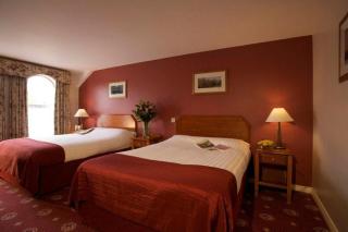 Lake of Shadows Hotel - 9