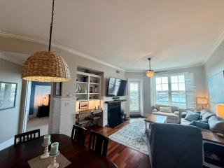 Marina Retreat - 8