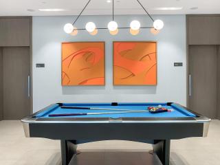 SKY9 Apartments - Luxury Apartments in Downtown Dubai with Full Burj Khalifa View - 1