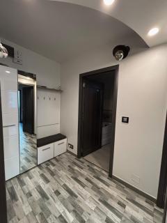 Modern & Cozy Apartment - 4