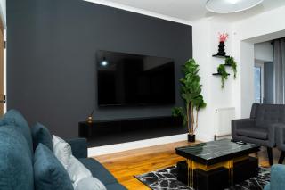 Luxury 5BD, Gym, Parking, Bus to Airport, Sleeps10 - 9