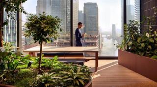 3 Bedrm Luxury Serviced Apartment in Canary Wharf - 5