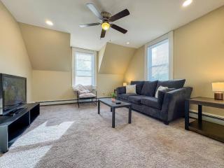 NEW-Queen Beds-Mins to Elliot-Catholic Medical-MHT - 4