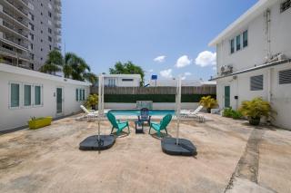 Beach Access Escape With Pool And Tanning Lounges - 9