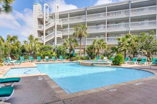 Steps to Galveston Beach: Corner-Unit Condo! - 9