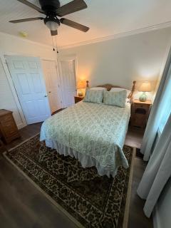 Juanitas Garden Cottage - 1
