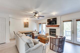 Inviting Home with Golf Course View in Diamondhead! - 8
