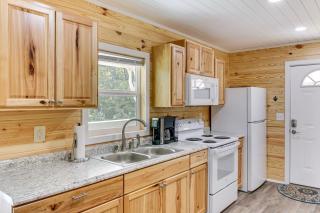 Cottage Close to Caves and Trails in Hocking Hills! - 4