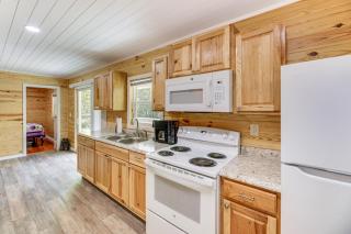 Cottage Close to Caves and Trails in Hocking Hills! - 3