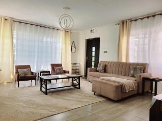 Nelle's Place - 6