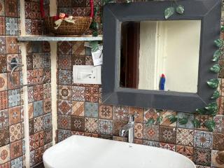 2BHK Home fully furnished at Sahid Nagar near INOX - 3