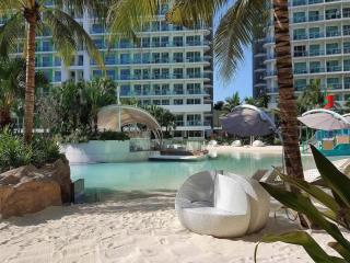 Azure Paris Hilton Resort and hotel 1 bedroom for 4pax - 7