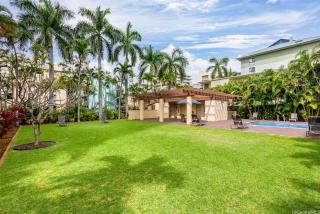 Brooks Beach Vacations Wyndham 4 Star Resort 1805 Waikiki - 3