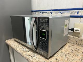 Apartamento Enseada, 56 m2, ao lado Carrefour, totalmente equipado - 6