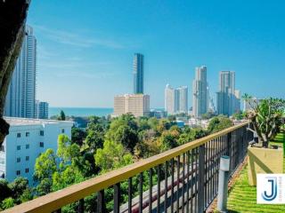 City Tropicana Garden - Sea view modern condo - 4