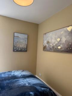 Apartment 2 at Blackburn Heights Sleeps 4 - 6