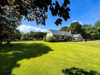 NEW-Entire Home-Mins to Lebanon/Hanover-Garage - 5