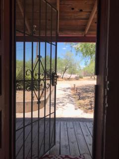 1900s Miner's cabin behind Tombstone Brewery - 5