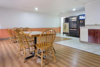 Motel 6-Sidney, OH - Sidney - 2