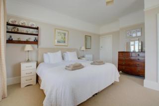 Woodford - 1