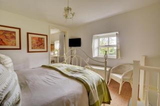 Northgate Cottage - 2