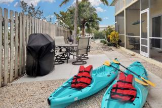 Reel Hip Heated Pool, Boat Slip, Heat, King Bed - 7