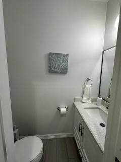 Quiet Cozy Spacious Stay w Private Pool - 2