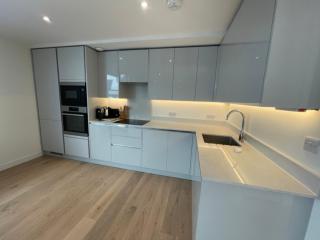 Modern 1BD Flat near River Thames Battersea! - 3