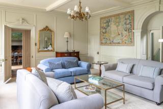 Catesby Court 6 - 8