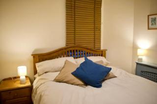Newly Refurbed Home with Free Parking - Edinburgh - 0