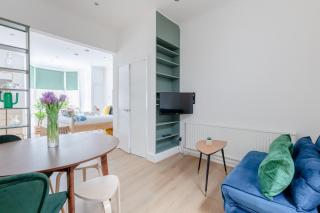 Central & Charmingly Curated 1BD WiFi Fulham - 8