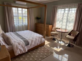 Luxe Comfort Retreat - 0
